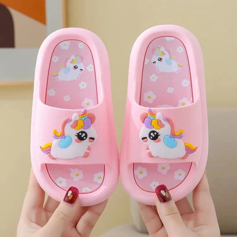 licorne dessiné sur chaussure